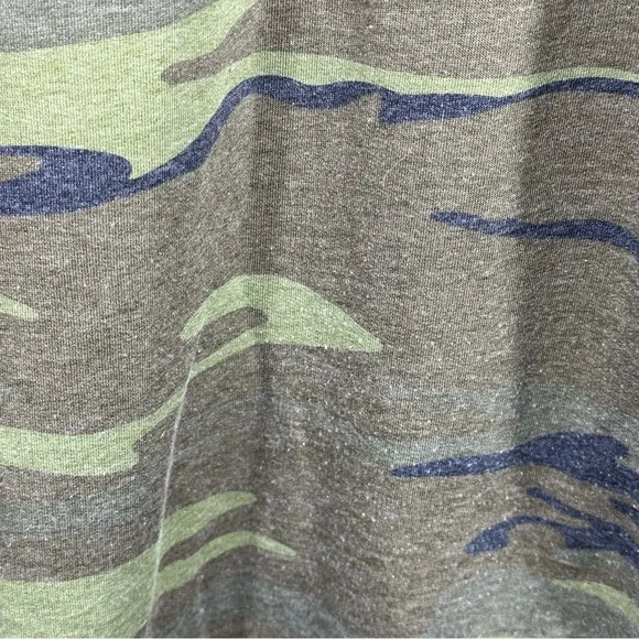 Z Supply The Weekender Camo Tee Size M - Picture 7 of 11